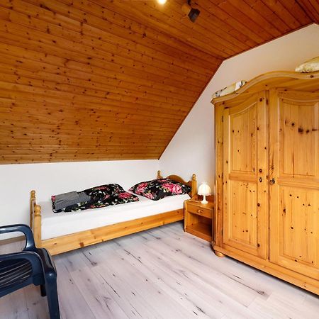Ferienhaus Eiffelperle Kaisersesch Экстерьер фото