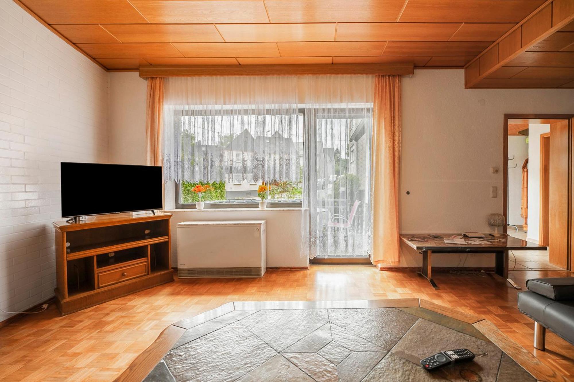 Ferienhaus Eiffelperle Kaisersesch Экстерьер фото